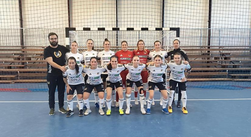 Női futsal: Nagykanizsán is három pontot szerzett a DEAC