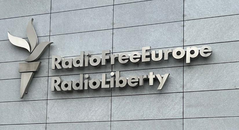 A globalisták nyugodtan gyűlölhetik Orbán Viktort, de nem az adófizetők pénzéből – mondta a Szabad Európa bezárásáról Kari Lake