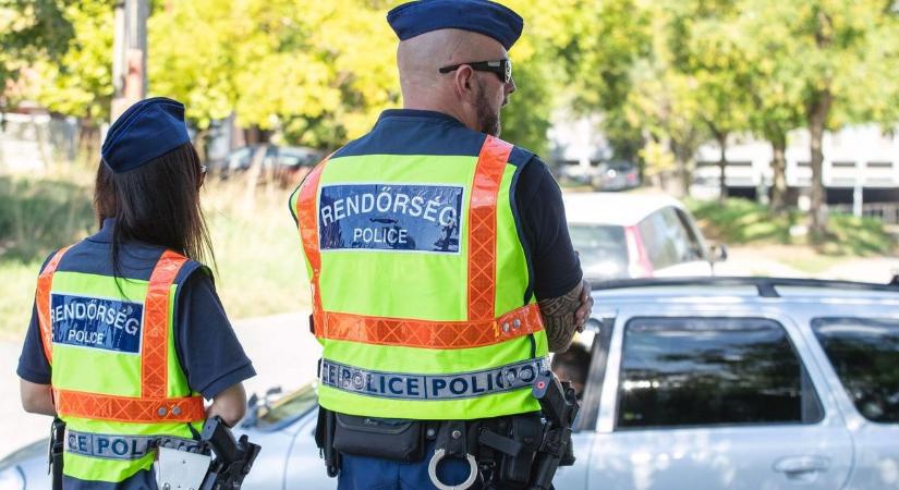 Holtan találták az eltűnt orvost, leégett egy épület, több autó is felborult