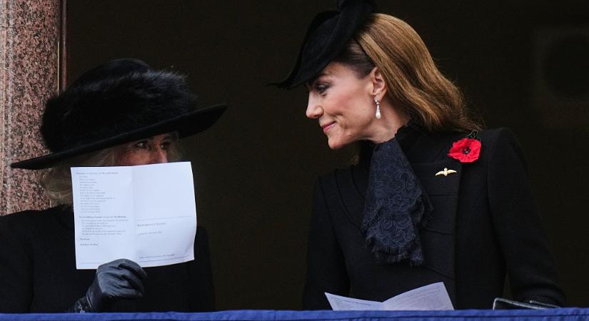 Egyetlen szót súgott Kamilla királyné Katalin hercegnének – ezt mondta a szájról olvasó szerint