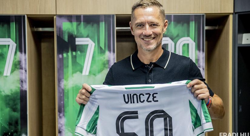 Van, ami nem kopik: 51 évesen lőtt félpályás gólt a Fradi ikonja