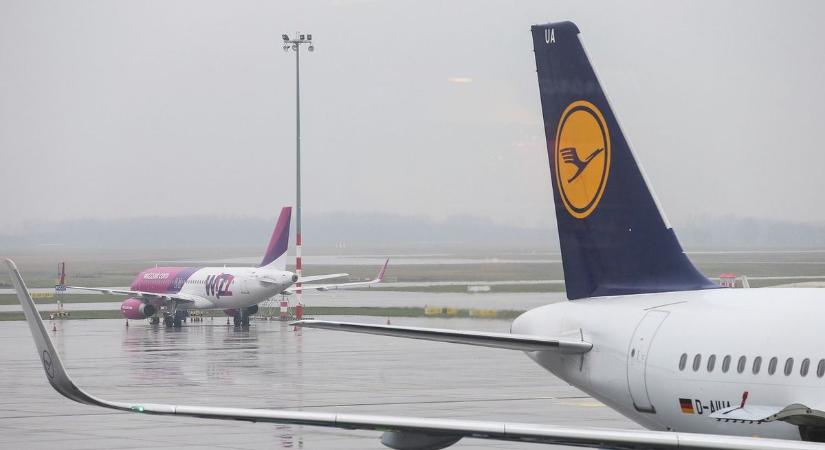 Meg sem próbált leszállni a cívisvárosba induló járat, bosszankodhatnak a debreceni repülőtér utasai