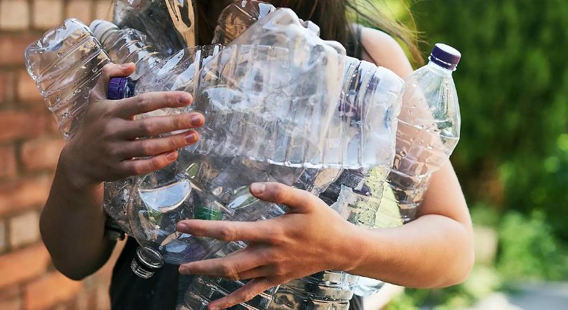 Két legyet egy csapásra: hulladékból fabrikálnak akkumulátort