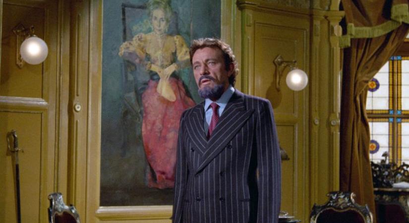 November 10-én történt