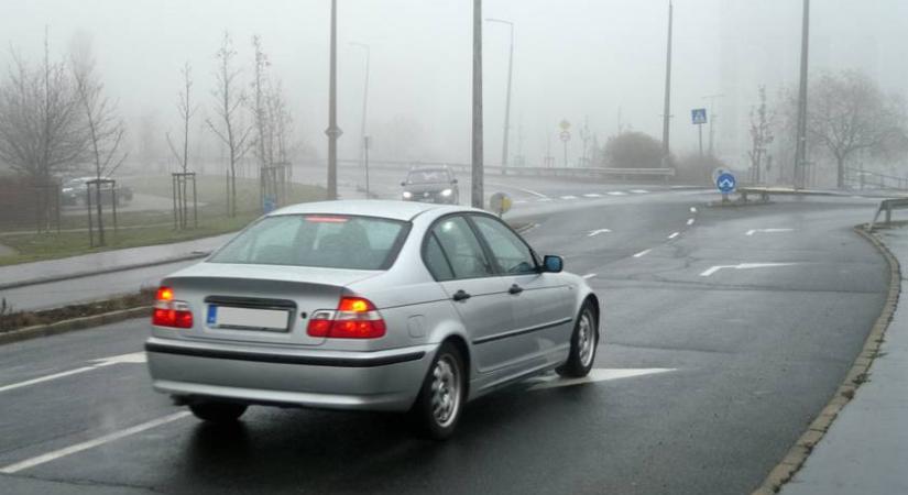 Citromsárga figyelmeztetés lépett életbe: balesetveszélyes időjárás jön ezekben a vármegyékben
