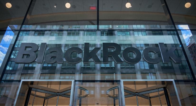 Történelmi lehetőség előtt a magyar magánbefektetők: ebbe még a BlackRock is beszáll