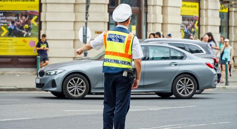 Figyelem! Szigorítás jön az autósoknak - ez minden sofőrre vonatkozik