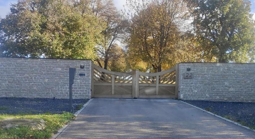 Balásy Gyula is vett egy birtokot