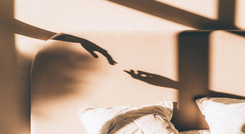 Miért tűnik úgy, mintha a párod nem szeretne? Az elkerülő kötődés rejtett jelei