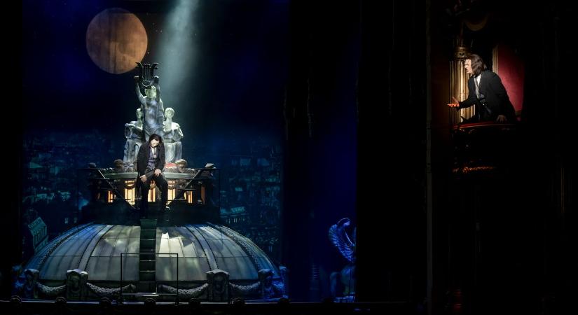 Világrekord a Madách Színházban Az operaház fantomja 1000. előadásán