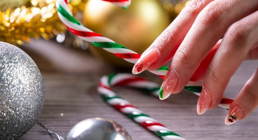 Karácsonyi körmök: az idei ünnepi körmök ragyogóbbak, mint valaha!