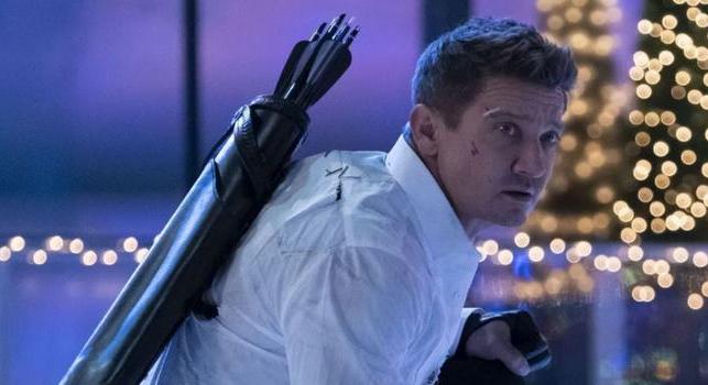 Szexuális zaklatással vádolja egy kínai rendezőnő Jeremy Rennert