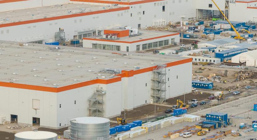 Bajba került a magyar „gyeptéglázós” gazdasági modell – szakértőket kérdeztünk a GDP stagnálásáról