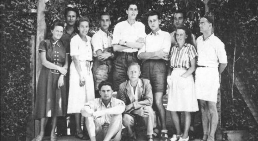 Senki sem gondolta, mennyire fontos dolog történt a színházban hétfőn reggel az ország szempontjából