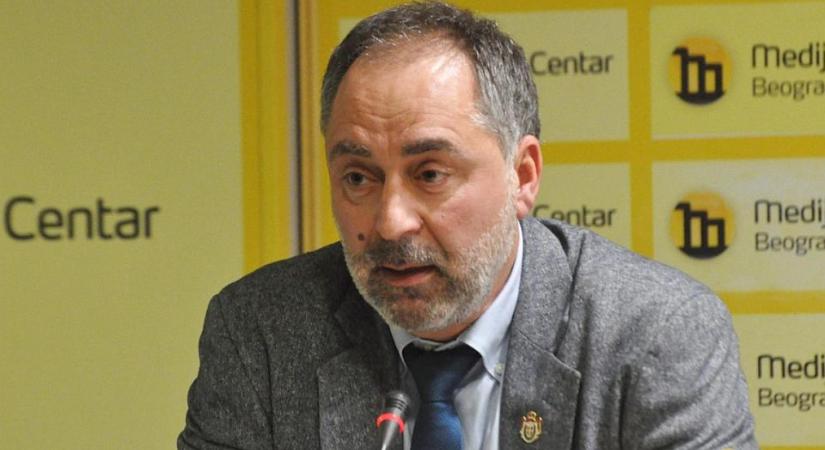 Alkotmányjogász: A Vezérkar épületéről szóló lex specialis felfüggeszti az alkotmányt