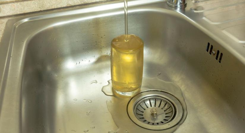 E. coli baktérium miatt nem iható a víz két katonai laktanyában ( videó)