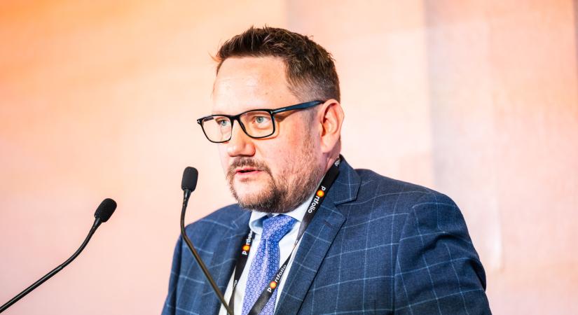 Jákli Gergely: "a villamosenergia mára a modern társadalmak egyik alappillére"