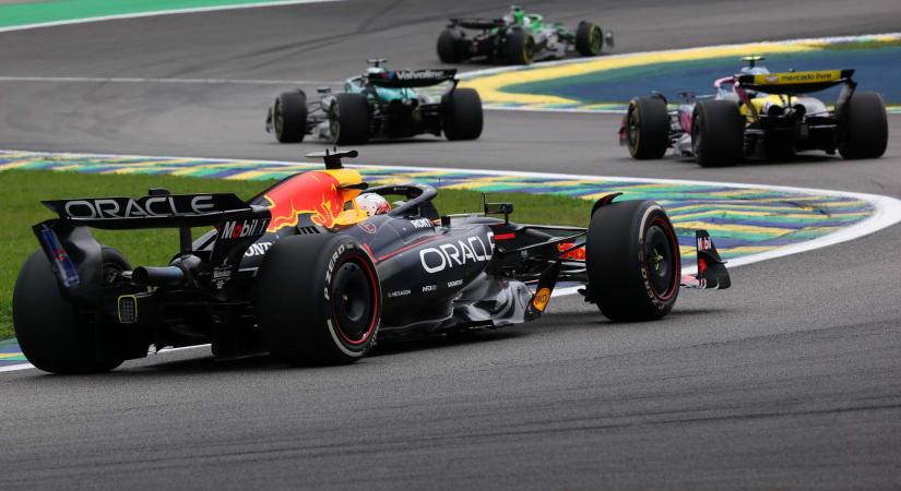 Ezért nem tudta megelőzni Verstappen Antonellit
