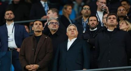 Orbán Viktor az amerikai kitérő után egy Liverpool meccsre is elrepült