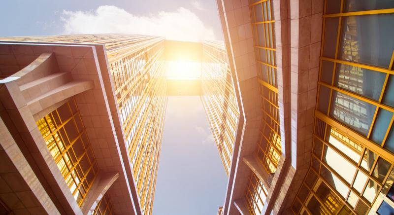 Egy új, festékszerű bevonat önállóan hűti az épületeket és vizet is gyűjt a levegőből