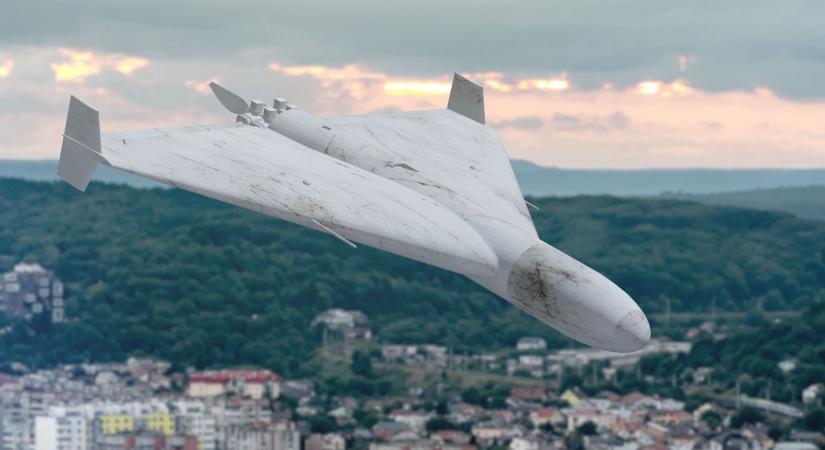 Tömegesen repkedtek drónok a belga légtérben: egy atomerőmű, és repülőtér felett is áthúztak