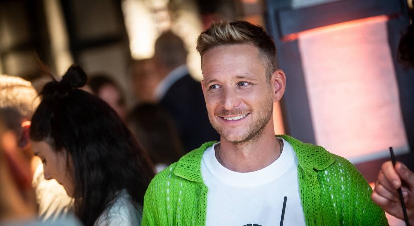 Gondolta volna? Ez Istenes Bence eredeti foglalkozása – ebből szerzett diplomát