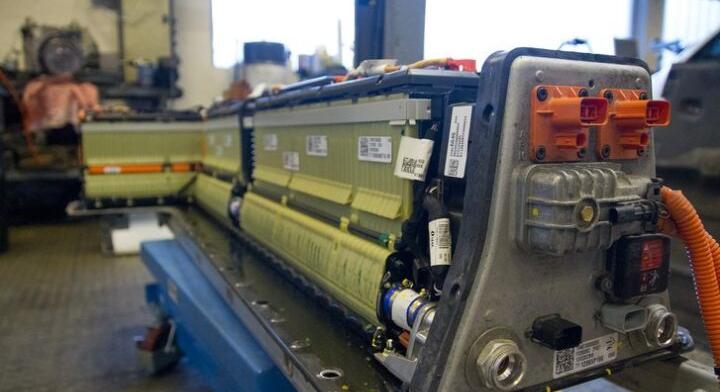 “Európának jó, ha kínai beruházások vannak az akkumulátor és elektromos jármű gyártásban”