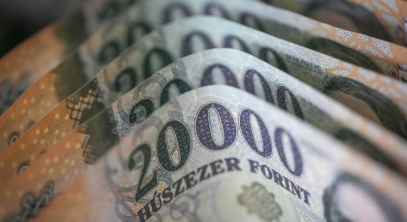 Rekordokat dönt a forint az Orbán-Trump-találkozó után