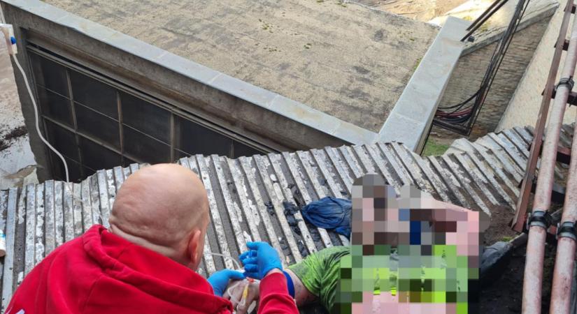 Továbbra is az intenzív osztályon ápolják az ajkai üzemi baleset súlyos sérültjét