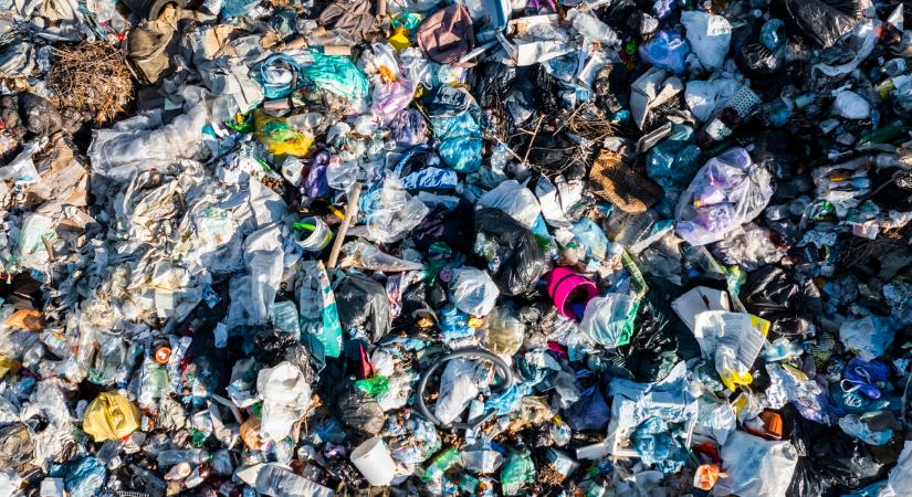 Így csinálnak szemétből akkumulátort