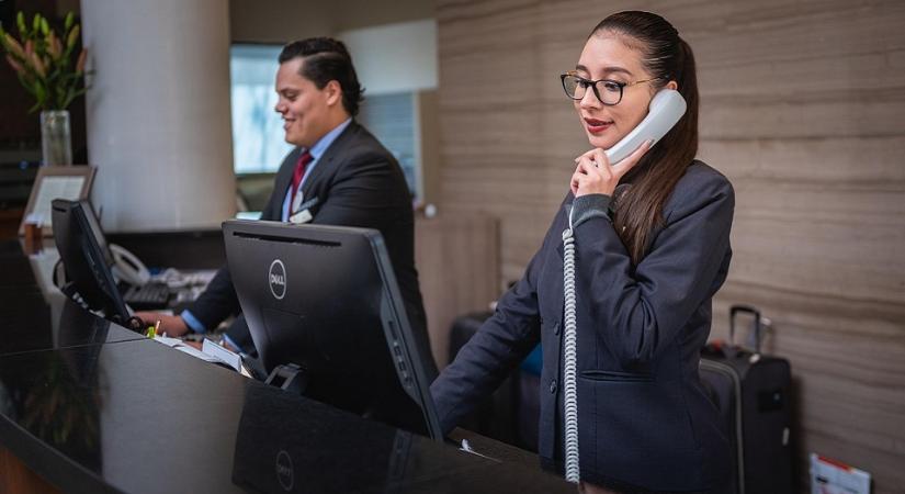 Az Európai Unió egészében 1,8 százalékkal nőtt, Magyarországon 4,5 százalékkal csökkent augusztusban a szolgáltatások volumene