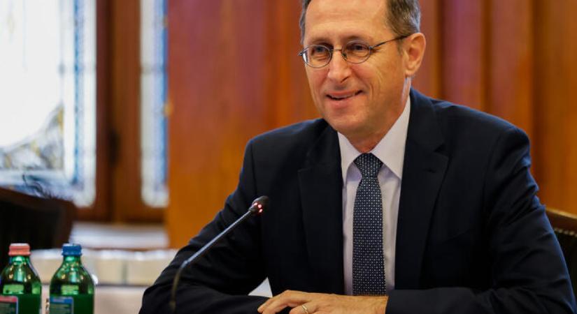 Ázsiai jegybankkal írt alá együttműködést Varga Mihaly