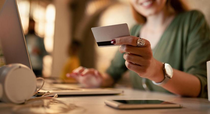 Utalás Revoluttal: mennyi az annyi?