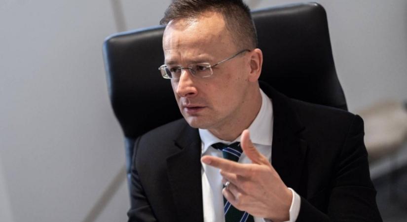 Szijjártó Péter állítja: a Tisza Párt ukrán kezekbe juttatta kétszázezer ember adatait