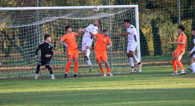 Adony és Mezőfalva is három gólt kapott – galériákkal