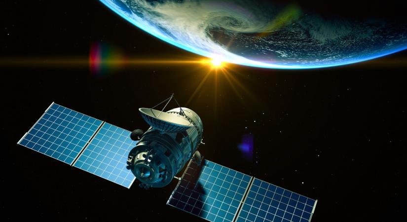 Történelmi lépés: Magyarország saját műholdpályát bérelt – jön a HUSAT program