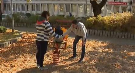 „Ez valami leírhatatlan boldogság!” Új családjával él már a kórházban hagyott kisfiú