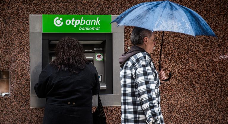 Alkotmánybírósághoz fordul az OTP a kistelepülések ATM-rendelete miatt