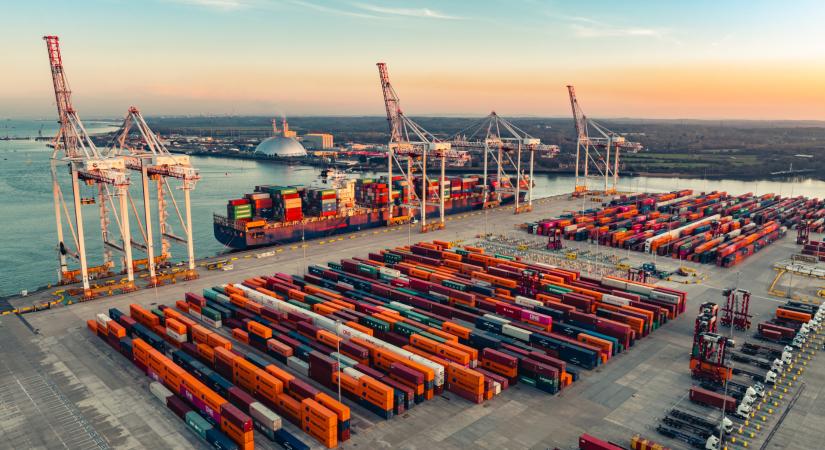 Meglepő jóslat érkezett: Elérhette a tetőpontot a kereskedelmi háború