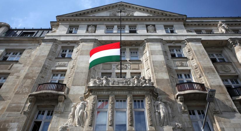 Nyomott áron hirdeti újra a csúcsminisztériumi épületet a kormány