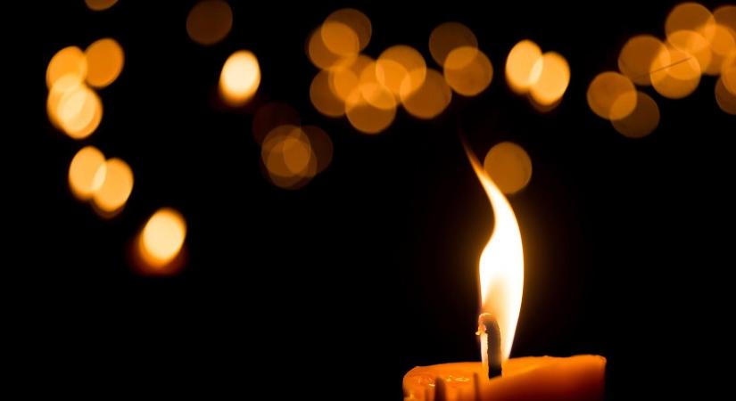 Komjáthy Györgytől november 24-én vesznek végső búcsút