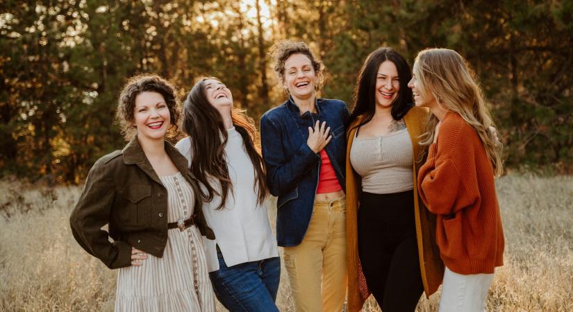 „Extrovertált vagyok, és elegem van abból, hogy szégyellnem kell”