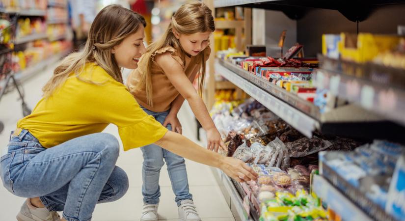 Olyan adat érkezett, amely miatt csökkenni kéne az élelmiszeráraknak