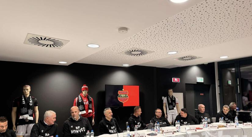 Új időszámítás a Honvédnál: Szijjártó Péter lett az elnök