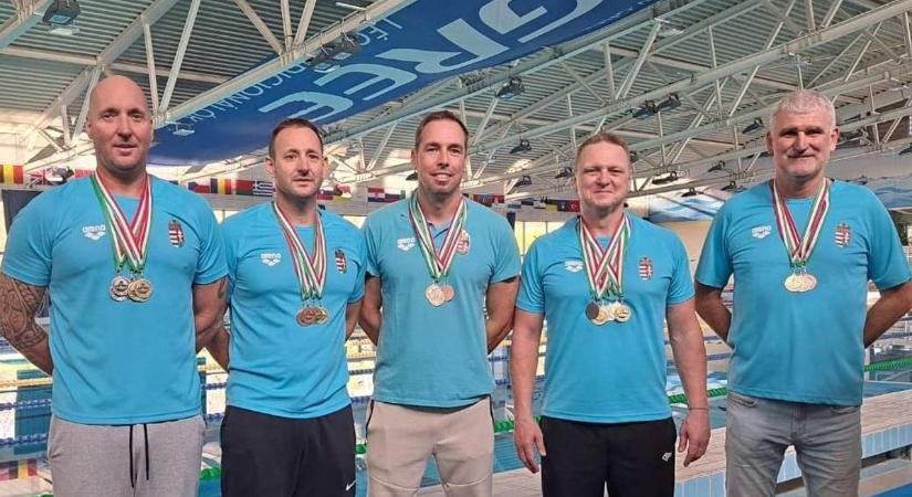 Remekeltek Hódmezővásárhelyen az arénás szenior úszók