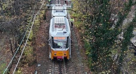 "Tudományos vizsgálat" volt a fogaskerekű vonalán egy Tátra villamossal