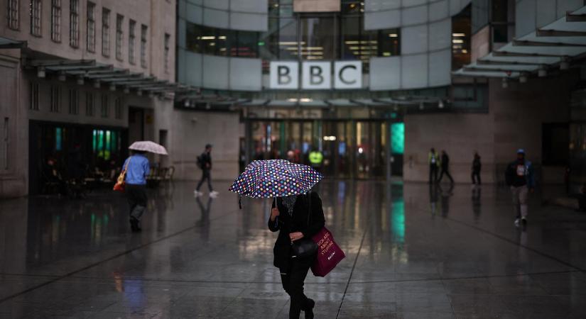 Donald Trump egymilliárd dolláros kártérítési perrel fenyegette meg a BBC-t