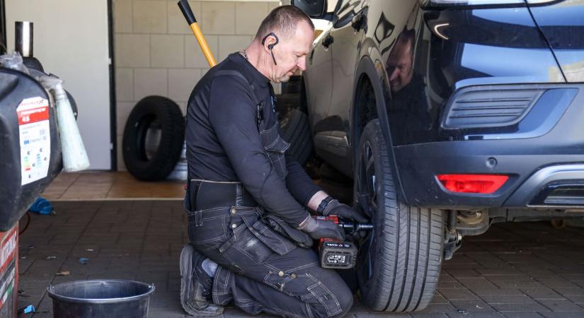 Mindenki erre az abroncsra váltana, pedig menet közben alaposan meglepheti a sofőrt