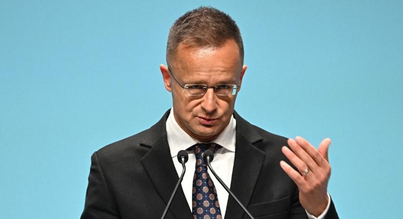 Hivatalos: kinevezték a Budapest Honvéd új elnökét – a külügyminiszter áll a kispesti egyesület élére