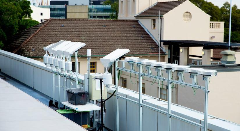 Rezsicsökkentés, de nem úgy: ha felkenik a házakra ezt a festéket, nem kell a klíma sem